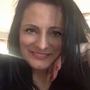 Meet your Posher, Helen